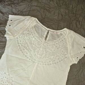 Pura Vida Cream Embroidered Top